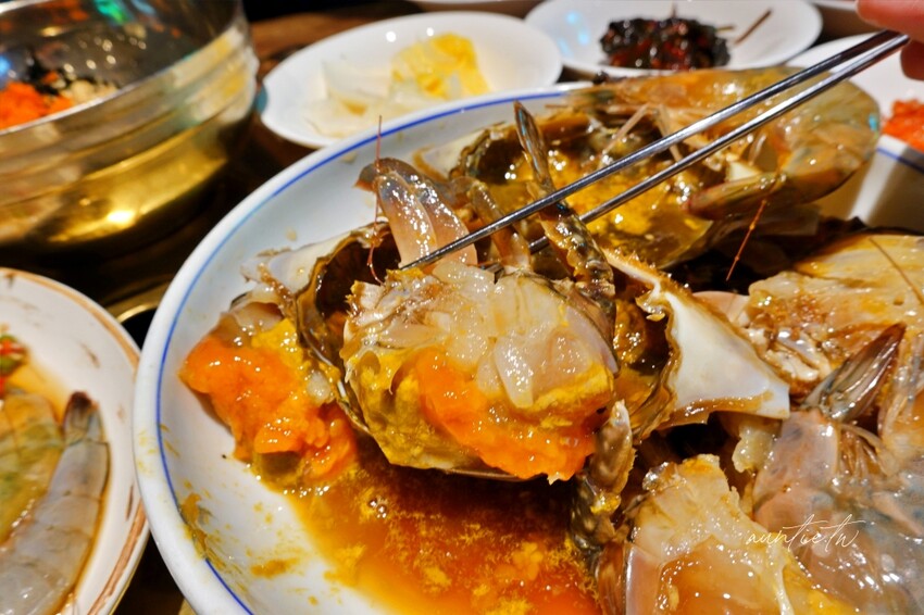 韓國【首爾】明洞｜烏達里家，醬蟹醃生蝦，明洞醬蟹推薦