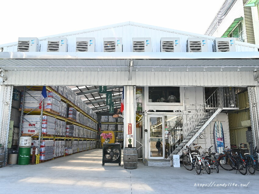 嘉義市東區皮爾卡登寢具文創園區｜嘉義免費景點推薦！千坪倉庫，在地經營國際品牌，高CP值寢具通通有，停車超方便