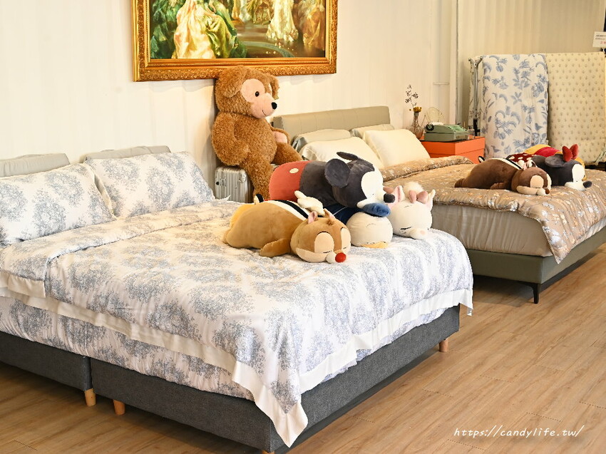 嘉義市東區皮爾卡登寢具文創園區｜嘉義免費景點推薦！千坪倉庫，在地經營國際品牌，高CP值寢具通通有，停車超方便