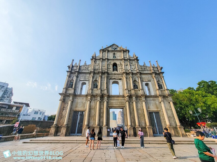 澳門2024澳門自由行/七大必去大三巴牌坊周邊免費景點推薦/議事亭前地、玫瑰聖母堂、戀愛巷/澳門自由行一日遊