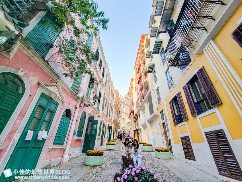 澳門2024澳門自由行/七大必去大三巴牌坊周邊免費景點推薦/議事亭前地、玫瑰聖母堂、戀愛巷/澳門自由行一日遊