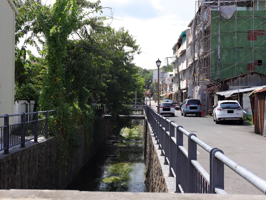 高雄市旗山區高雄景點美食分享|旗山美濃半日遊|旗山老街超好逛.動輒50年旗山美食小吃老店.旗山香蕉伴手禮必買！