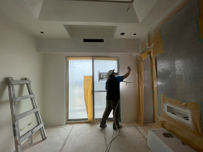 台中室內設計推薦:綻緣空間設計,現代透亮新家,臥室打通大2房