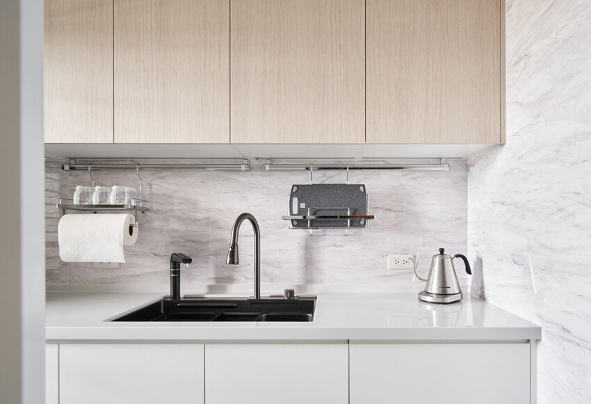 台中室內設計推薦:綻緣空間設計,現代透亮新家,臥室打通大2房