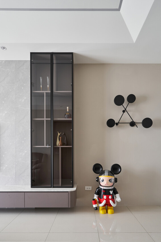 台中室內設計推薦:綻緣空間設計,現代透亮新家,臥室打通大2房