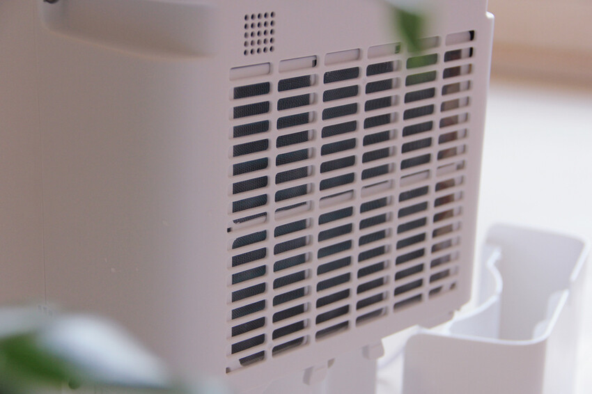 AISTAR一級省電6L除濕機:小坪數專用,除濕、清淨、乾衣有滾輪好移動!