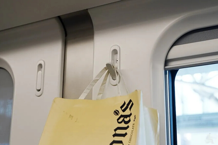 台北市中正區台鐵EMU3000｜黑白列車，新自強騰雲座艙初體驗，訂票懶人包