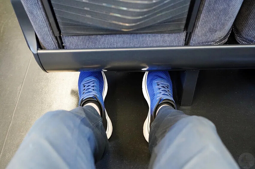 台北市中正區台鐵EMU3000｜黑白列車，新自強騰雲座艙初體驗，訂票懶人包