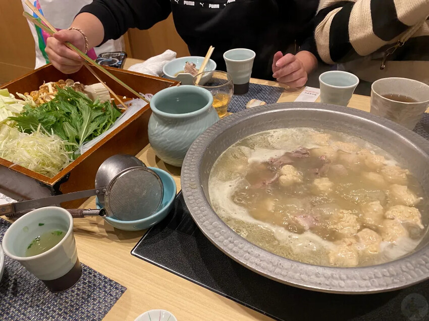 日本日本福岡美食推薦｜華味鳥水炊料理，超道地美食