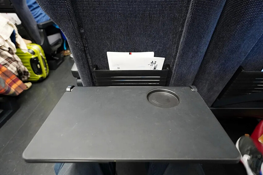 台北市中正區台鐵EMU3000｜黑白列車，新自強騰雲座艙初體驗，訂票懶人包