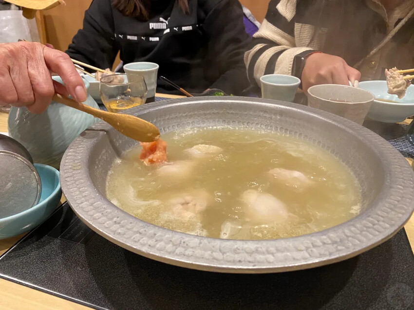 日本日本福岡美食推薦｜華味鳥水炊料理，超道地美食