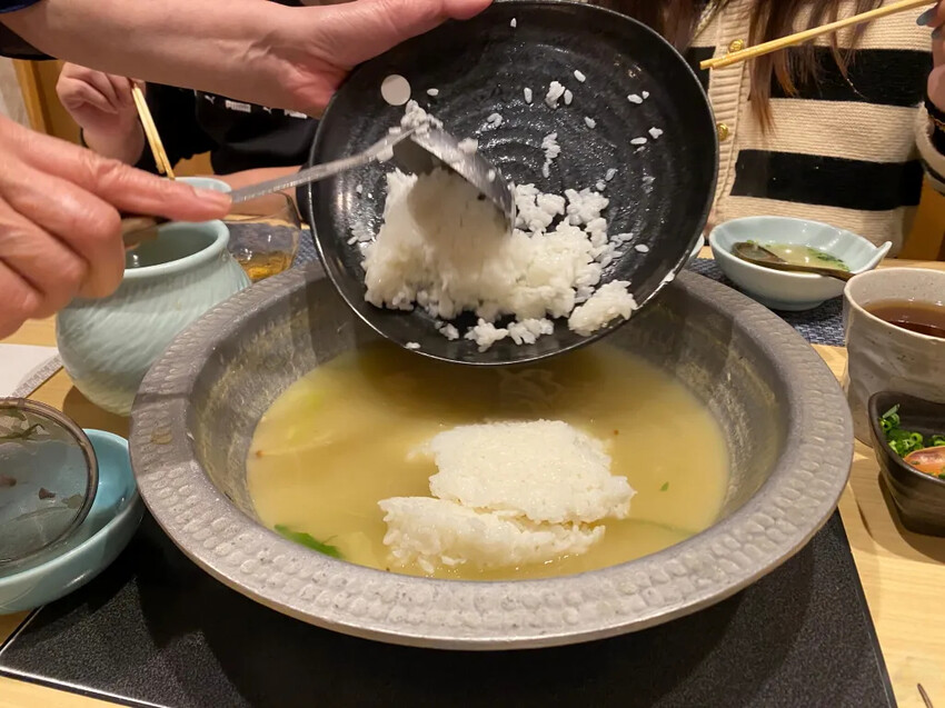 日本日本福岡美食推薦｜華味鳥水炊料理，超道地美食