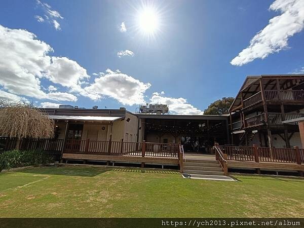 西澳伯斯天鵝河谷Sandalford酒莊品酒