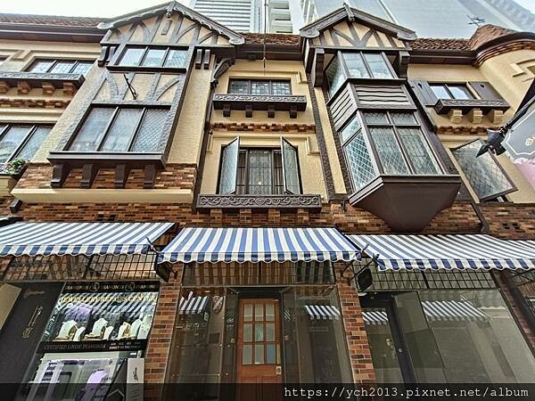 伯斯市中心商業街區／海伊林蔭道Hay Street Mall