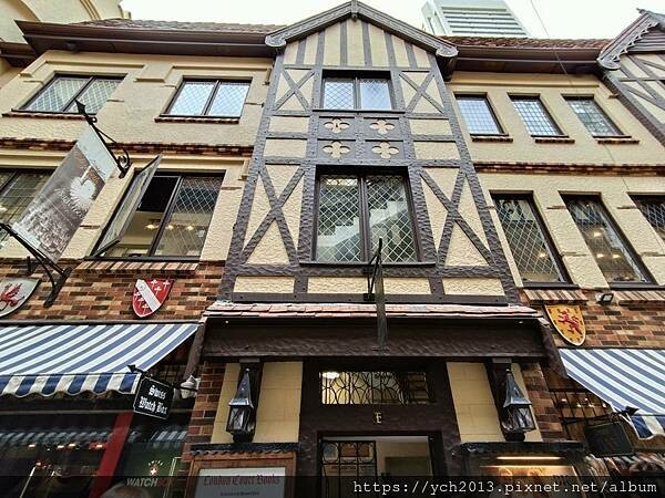 伯斯市中心商業街區／海伊林蔭道Hay Street Mall