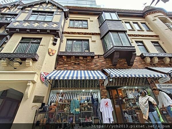 伯斯市中心商業街區／海伊林蔭道Hay Street Mall