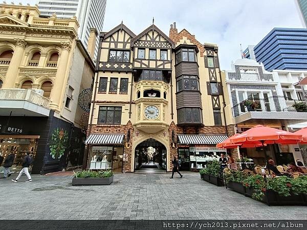 伯斯市中心商業街區／海伊林蔭道Hay Street Mall