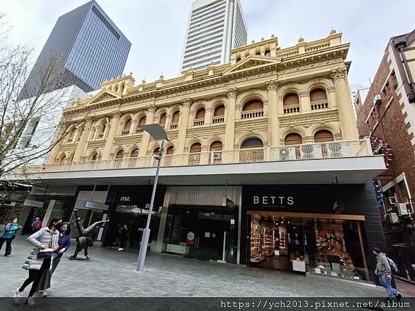 伯斯市中心商業街區／海伊林蔭道Hay Street Mall