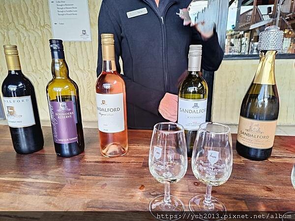 西澳伯斯天鵝河谷Sandalford酒莊品酒