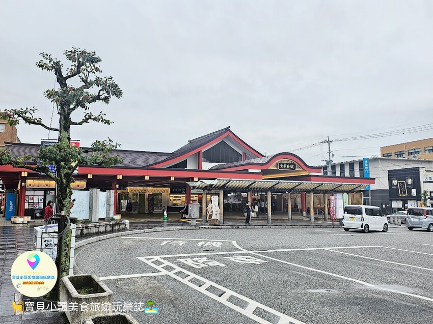 日本[旅遊]日本 福岡 漫步表參道商店街 逛伴手禮周邊小物 大口吃梅枝餅、草莓甜點 最後別忘了前往 太宰府天滿宮