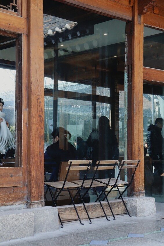 [ 首爾美食 ] Cafe Onion -韓國首爾熱門韓屋咖