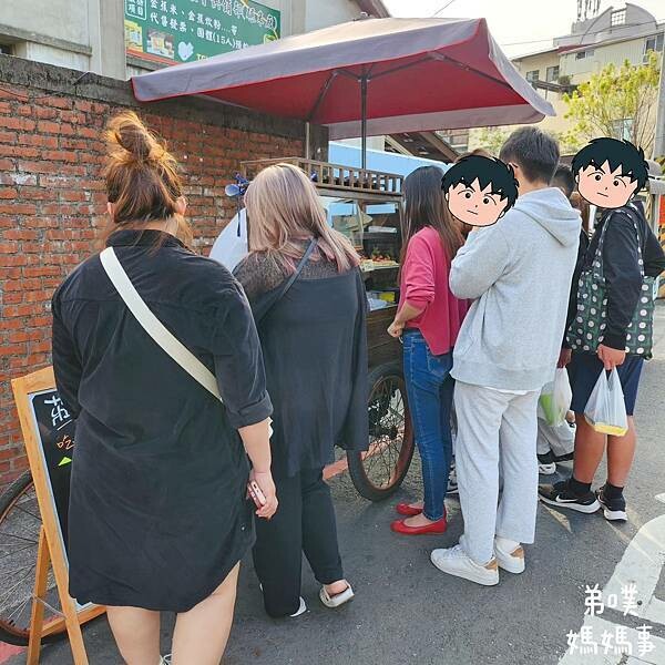 高雄市旗山區【高雄‧旗山】2024年旗山老街走春紀錄:莊酥酥咖哩酥餃、梨大蛋中蛋、旗山天后宮、