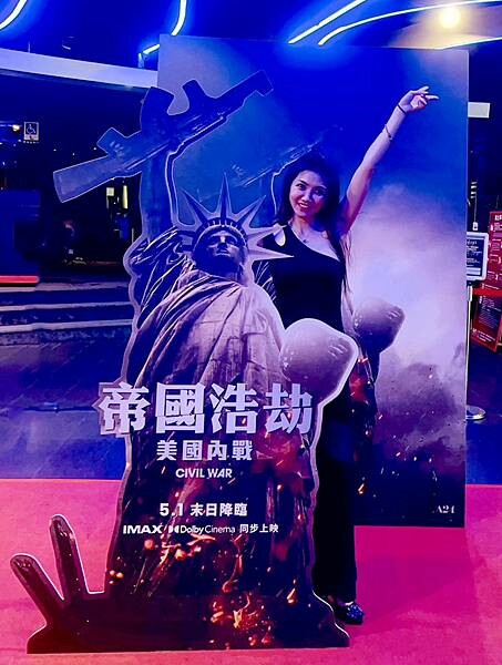 【電影首映會】戰地記者身歷其境，超真實戰爭場面《帝國浩劫：美