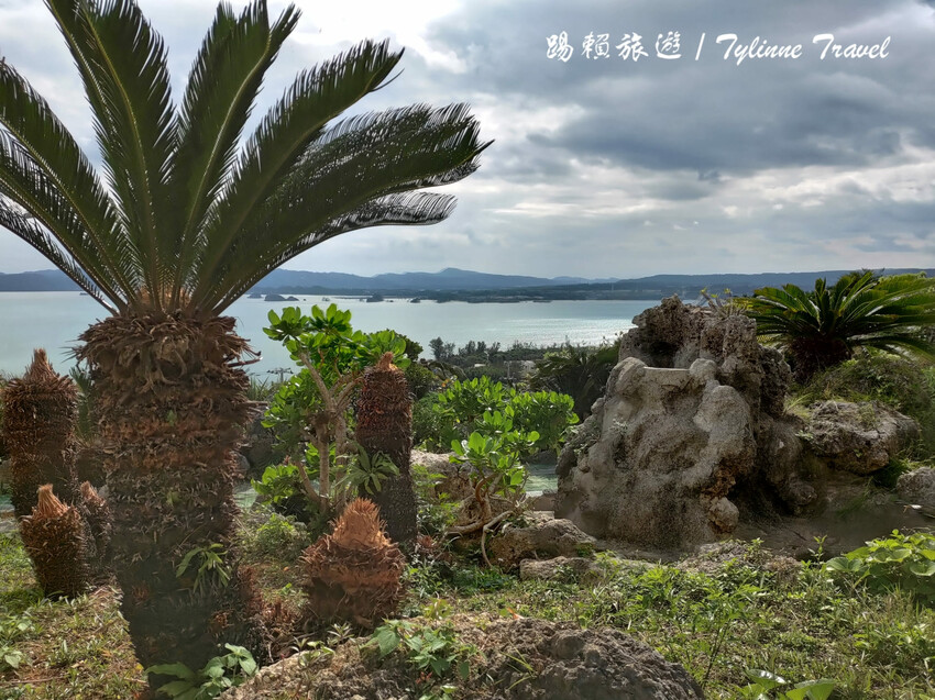 日本【沖繩景點】古宇利海洋塔，眺望絕美湛藍海景 | 清澈透光美麗海水 | 沖繩自駕約會景點 | 日本必去景點推薦