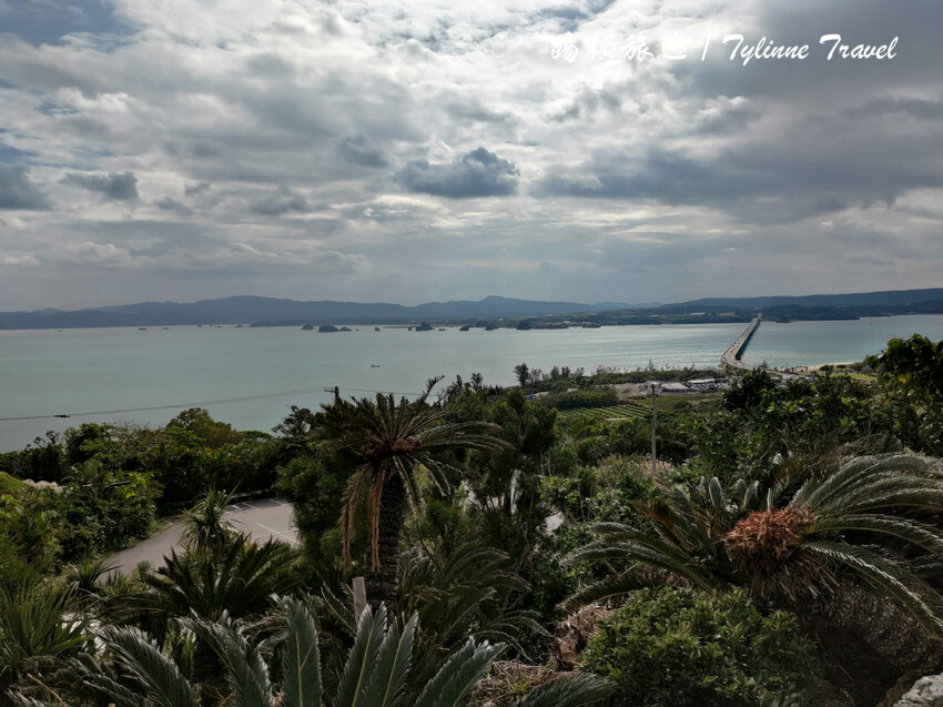 日本【沖繩景點】古宇利海洋塔，眺望絕美湛藍海景 | 清澈透光美麗海水 | 沖繩自駕約會景點 | 日本必去景點推薦