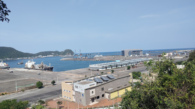 蘇澳港 (台 9 丁線 2.5 公里處)