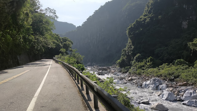 中橫公路 - 立霧溪 中橫公路 - 立霧溪
