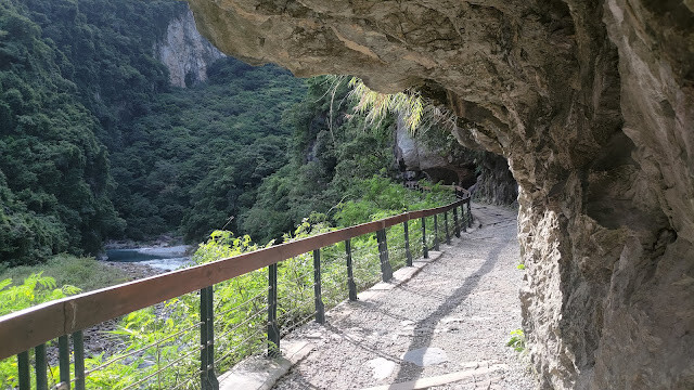 中橫公路 - 砂卡礑步道 中橫公路 - 砂卡礑步道
