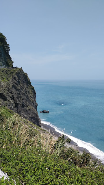 駐車空間 (蘇花觀音石前)