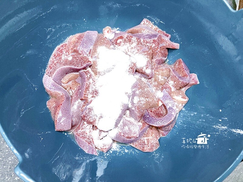 烹飪筆記│涼拌豬肝，正確洗豬肝才有粉嫩的口感
