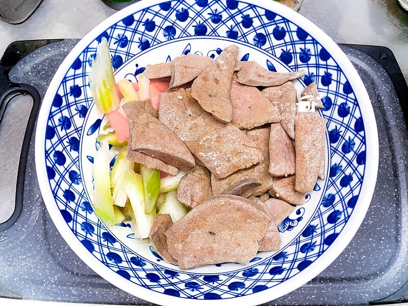 烹飪筆記│涼拌豬肝，正確洗豬肝才有粉嫩的口感