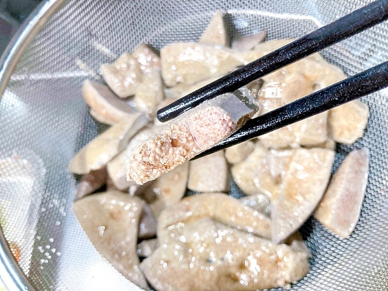 烹飪筆記│涼拌豬肝，正確洗豬肝才有粉嫩的口感