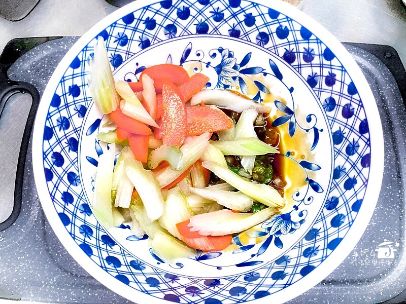 烹飪筆記│涼拌豬肝，正確洗豬肝才有粉嫩的口感