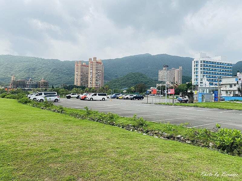 萬里抹茶小山丘~台版綠色巧克力山 一秒攻頂成功 @Bernice的隨手筆記