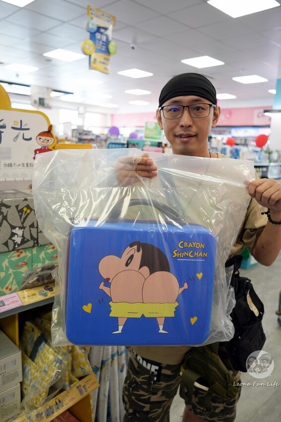 50元抽蠟筆小新手提箱、行李箱，還有妮妮媽媽的兔娃娃喔!!每抽有獎|康是美COSMED|全台活動