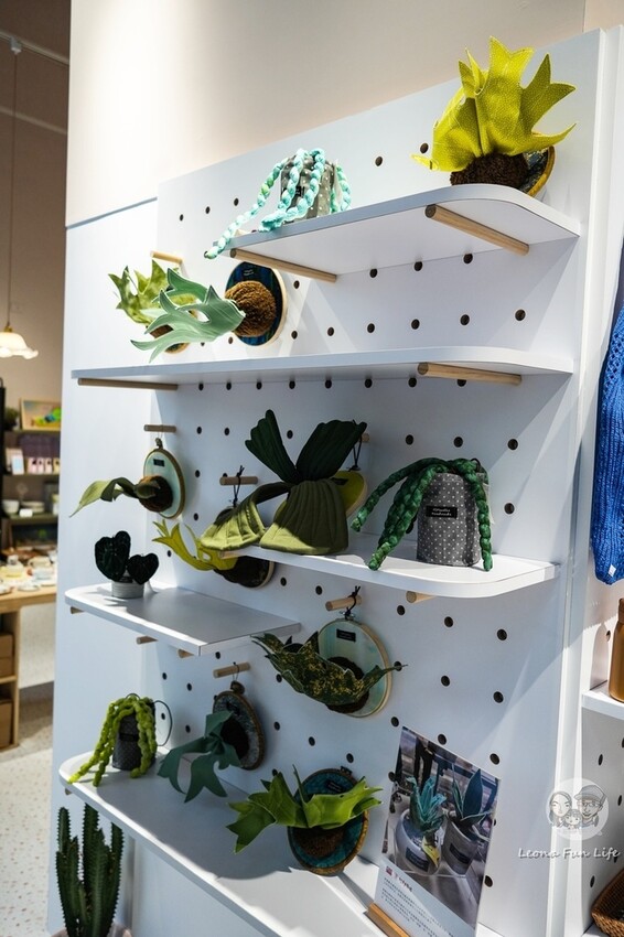 台中市大里區達克比來台中囉!!體驗達克比辦案巨型草叢大冒險,還有故事分享會可以同樂喔!台中活動|大里藝術廣場 Dali Ar