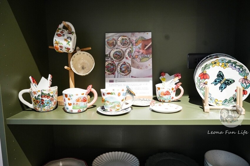 台中市大里區達克比來台中囉!!體驗達克比辦案巨型草叢大冒險,還有故事分享會可以同樂喔!台中活動|大里藝術廣場 Dali Ar