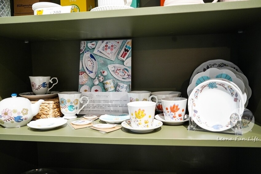 台中市大里區達克比來台中囉!!體驗達克比辦案巨型草叢大冒險,還有故事分享會可以同樂喔!台中活動|大里藝術廣場 Dali Ar