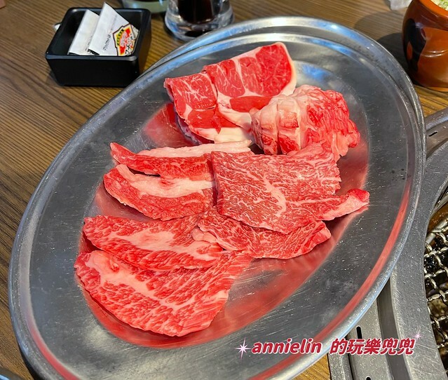 日本◎【東京渋谷、秋葉原－和牛燒肉吃到飽】肉屋横丁－和牛100分鐘吃到飽＋酒水暢飲只要1800元！