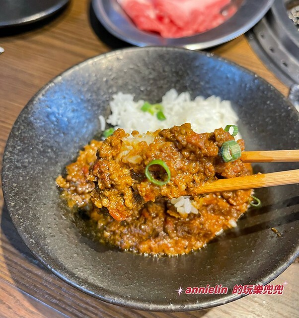 日本◎【東京渋谷、秋葉原－和牛燒肉吃到飽】肉屋横丁－和牛100分鐘吃到飽＋酒水暢飲只要1800元！