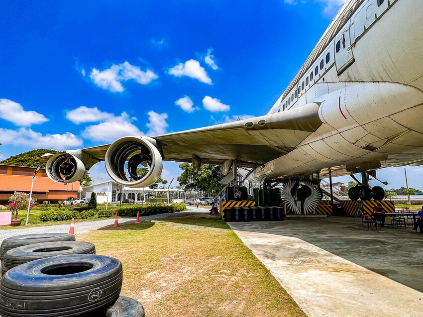 泰國747 CAFE BANGKOK｜有錢就是任性！直接拉一台747飛機來開咖啡廳