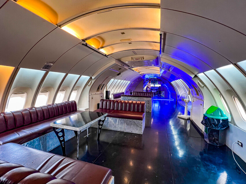 泰國747 CAFE BANGKOK｜有錢就是任性！直接拉一台747飛機來開咖啡廳