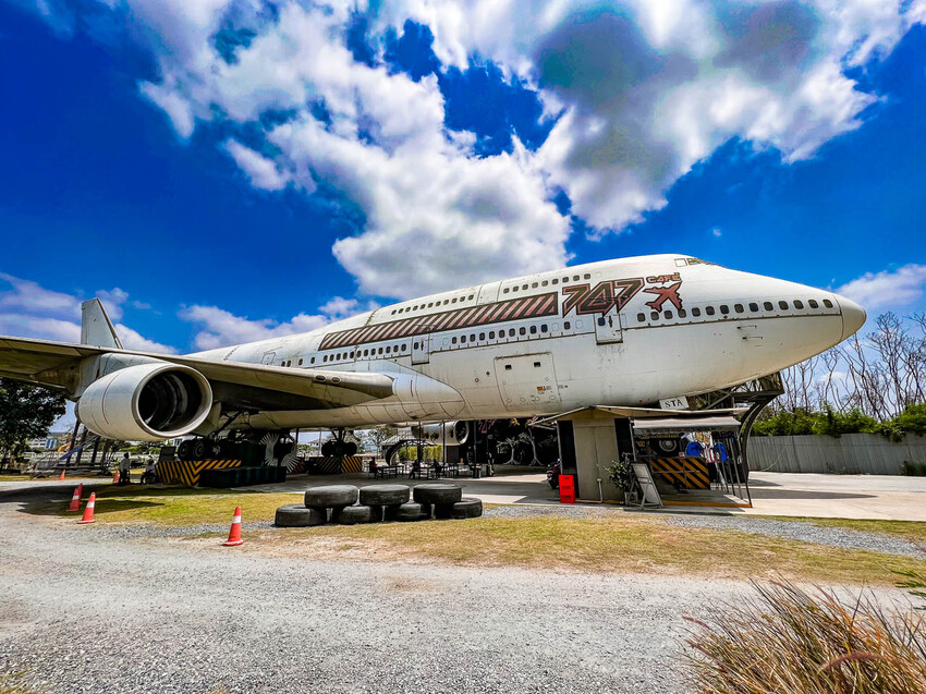 泰國747 CAFE BANGKOK｜有錢就是任性！直接拉一台747飛機來開咖啡廳