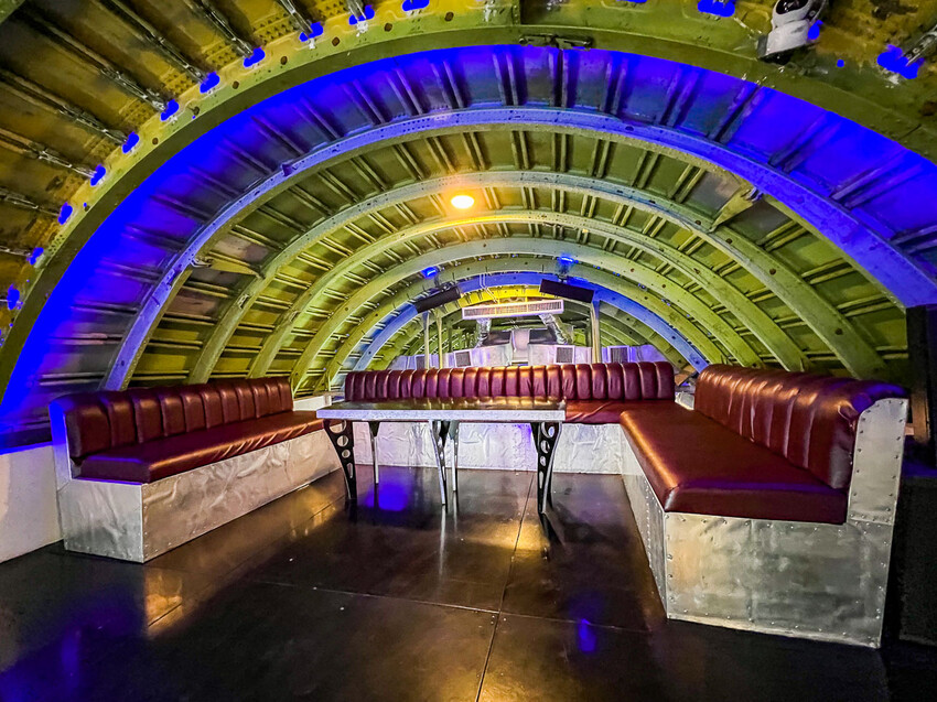 泰國747 CAFE BANGKOK｜有錢就是任性！直接拉一台747飛機來開咖啡廳