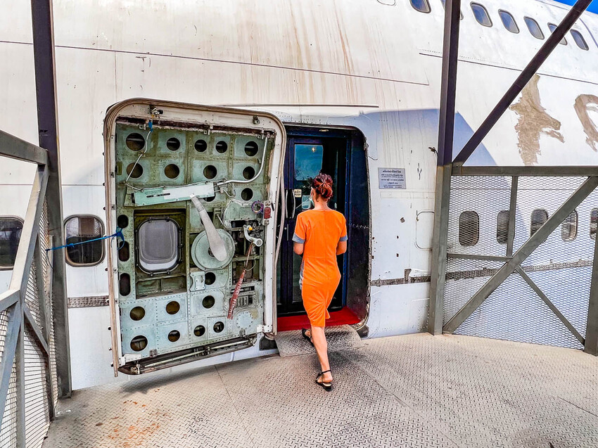 泰國747 CAFE BANGKOK｜有錢就是任性！直接拉一台747飛機來開咖啡廳