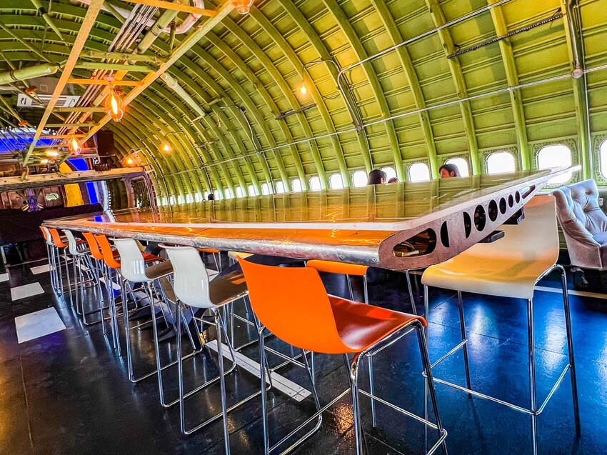 泰國747 CAFE BANGKOK｜有錢就是任性！直接拉一台747飛機來開咖啡廳